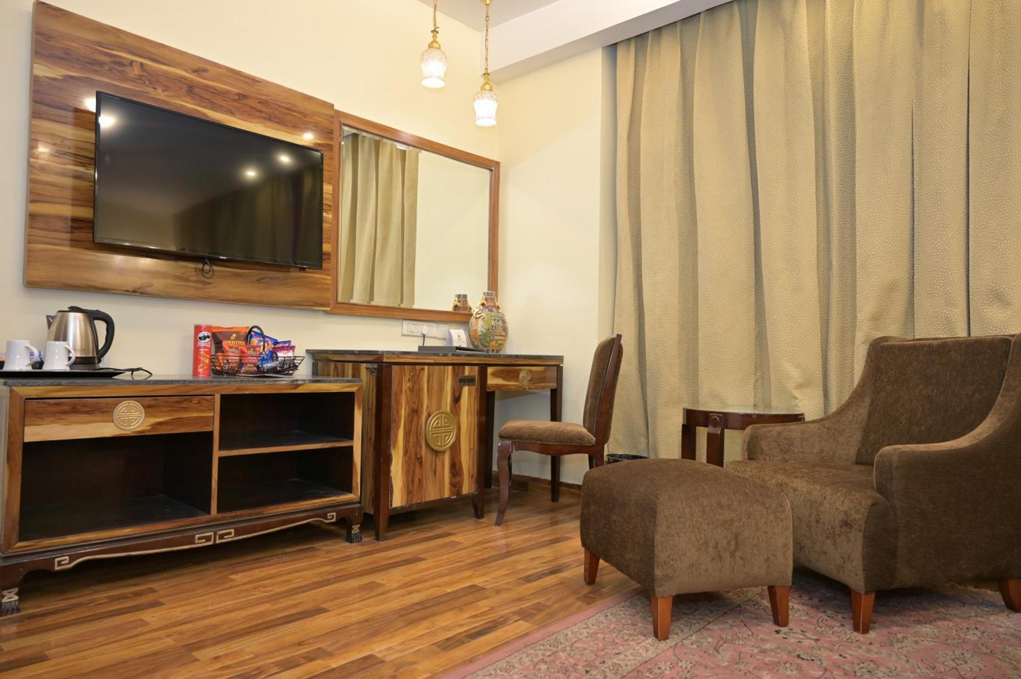 Hk Clarks Inn, Amritsar Dış mekan fotoğraf